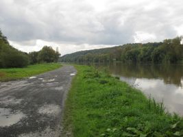 Vltava 4 nad jezem v Roztokách-Klecánkách 30.9.10 (1).jpg